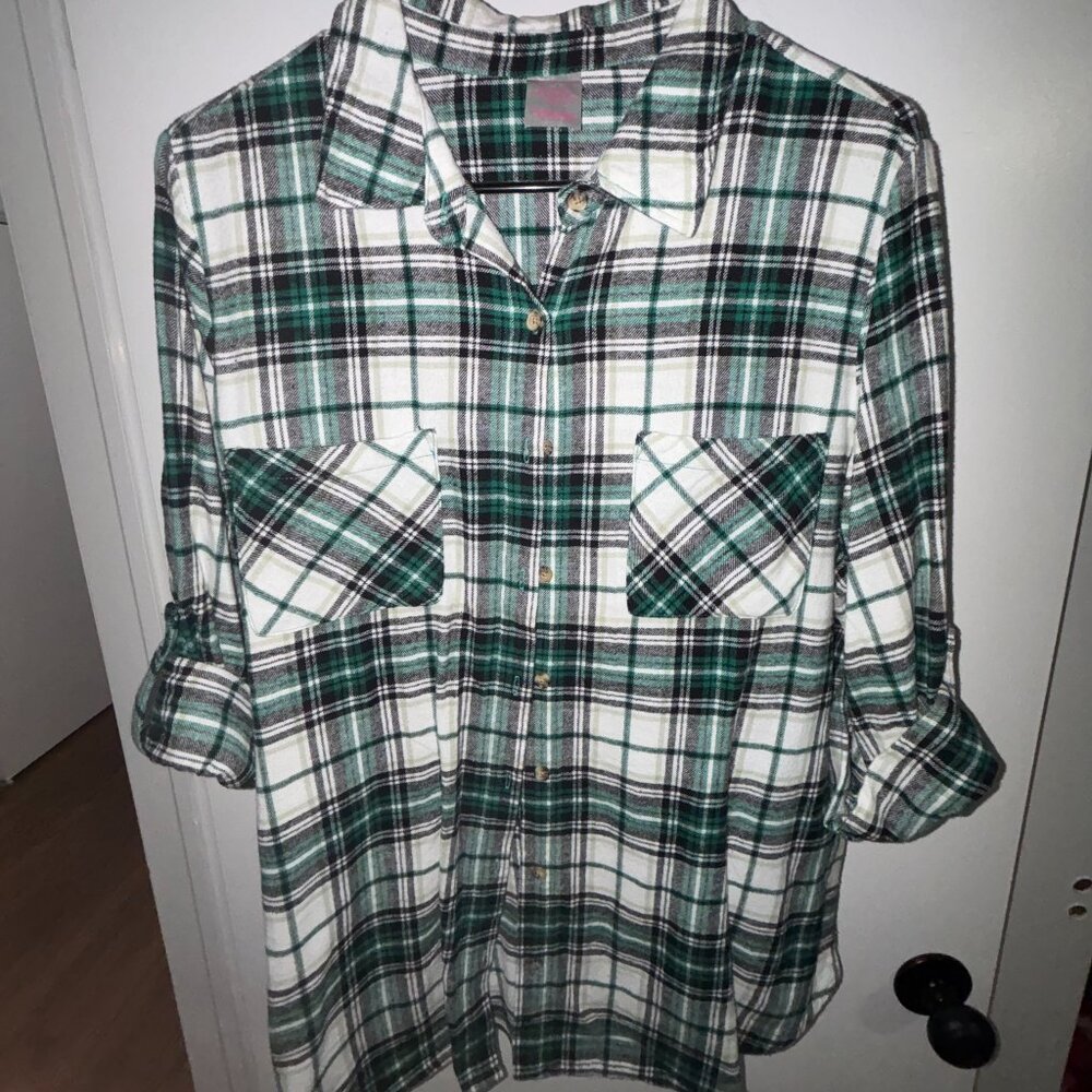 No Boundaries Green Plaid Flannel With Roll Up Tab Sleeves, Size XL